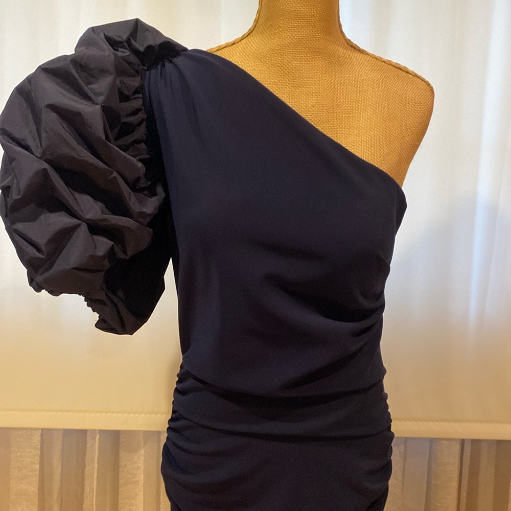 Chiara Boni La Petite Robe one-shoulder Ruffle-Sleeve Trumpet Gown $1190.00 - Picture 2 of 16